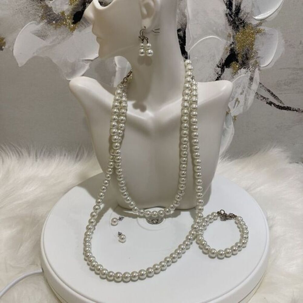 Silver Tone 5 Piece Pearl Set